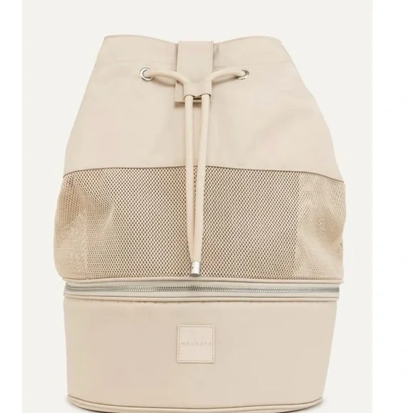 Maxbone Extra Mile Rucksack Tan Pet Carrier Backpack display picture 2